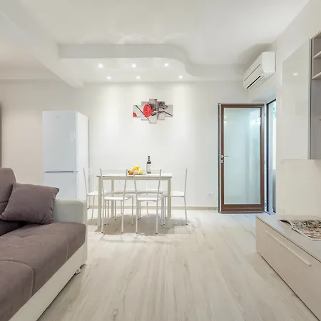 Apartment Stibbert